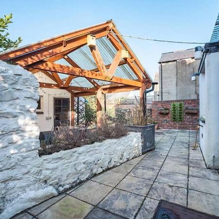 Cosy Welsh Cottage In St Davids Centre With Garden 외부 사진