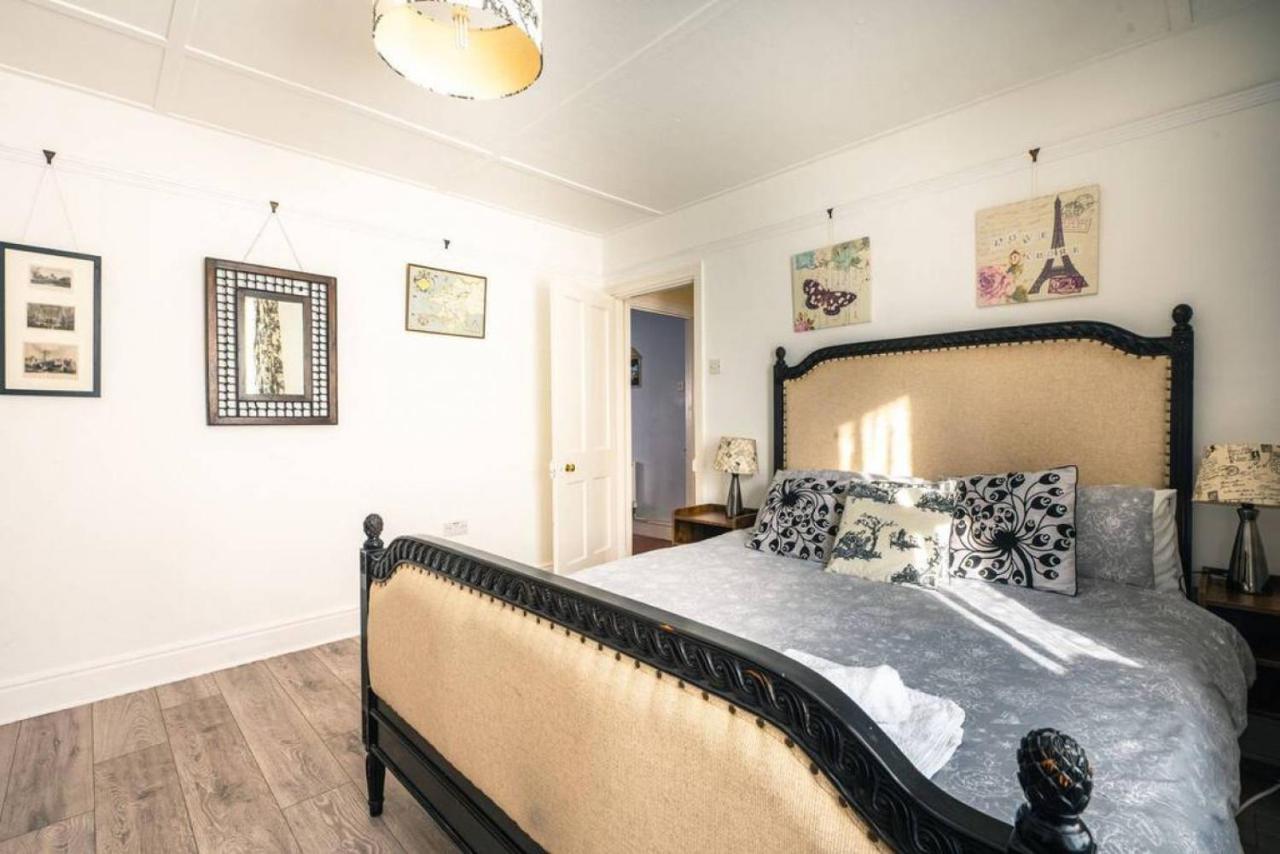Cosy Welsh Cottage In St Davids Centre With Garden 외부 사진
