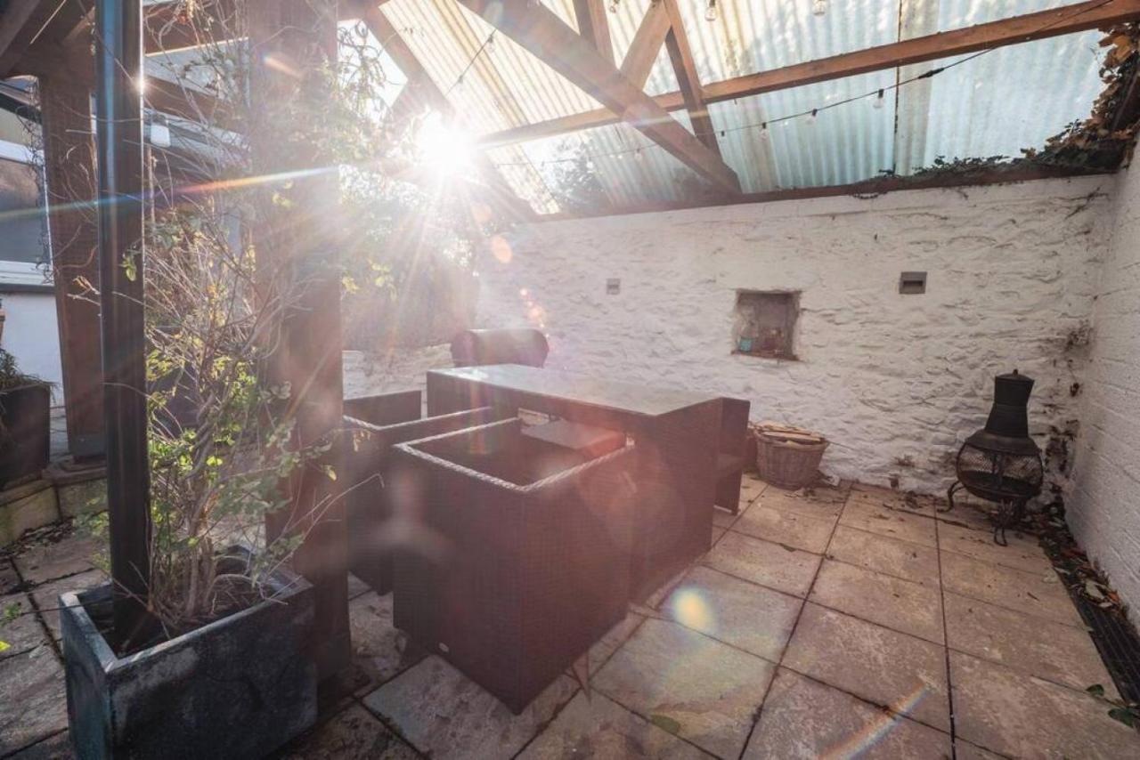 Cosy Welsh Cottage In St Davids Centre With Garden 외부 사진